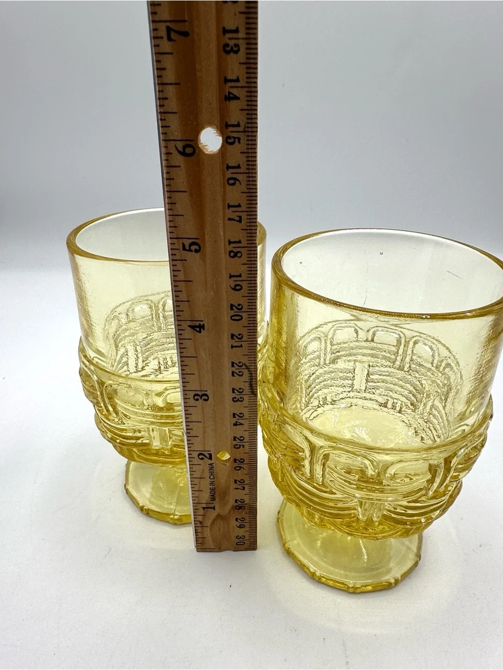 2 LE Smith Wicker amber yellow, iced tea/wine glasses. 70s USA